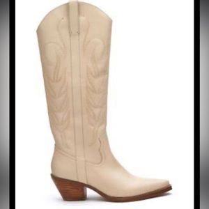 Coconuts by Matisse Agency Western Boot in Cream. Only worn a few times.